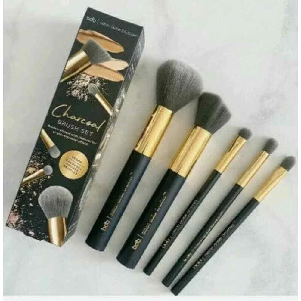 NIB Billion Dollar Beauty 5 Piece Professional Makeup Brushes Vegan Charcoal